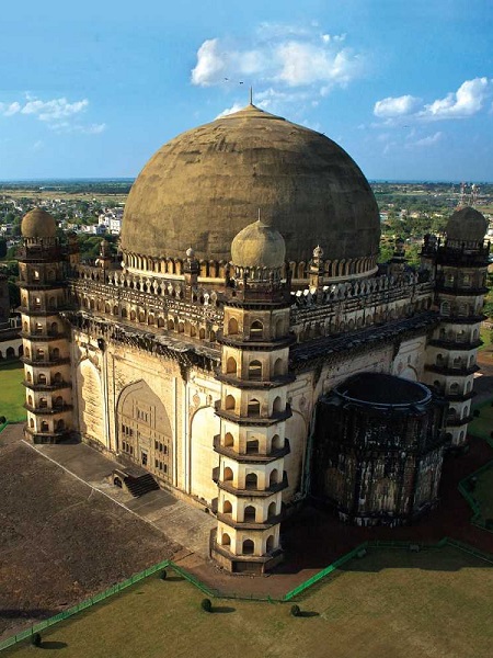 Bijapur Gol Gumbaz package from Solapur