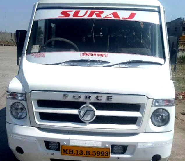 Tempo traveller front view Solapur